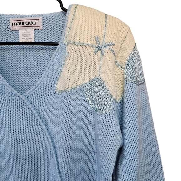 Maurada Vintage Blue White Pastel Flower On Shoulder Sweater With Shoulder Pads - Picture 2 of 8